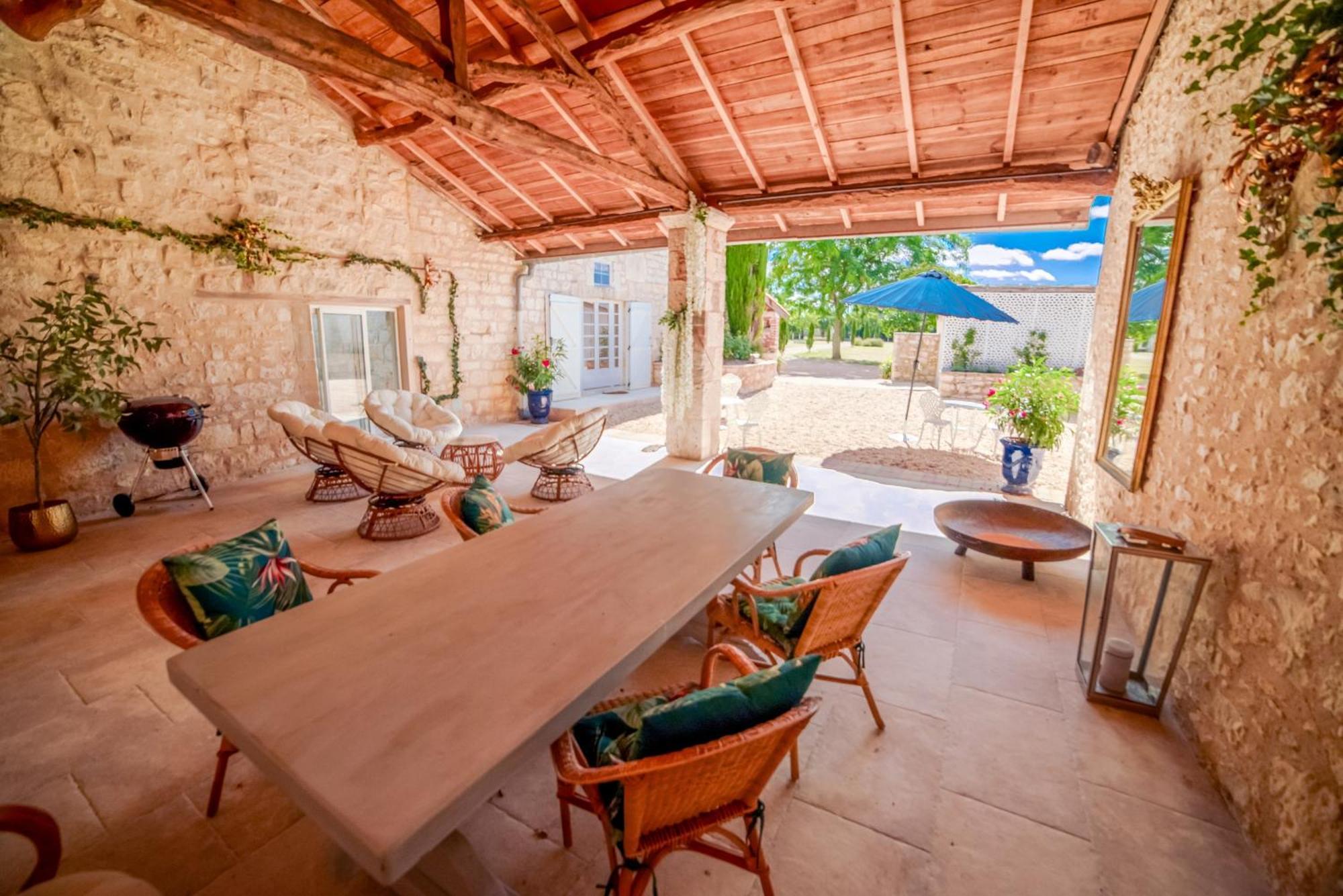 Villa Thun - Piscine - Maison De Caractere Au Milieu Des Vignes La Celle-sous-Gouzon エクステリア 写真