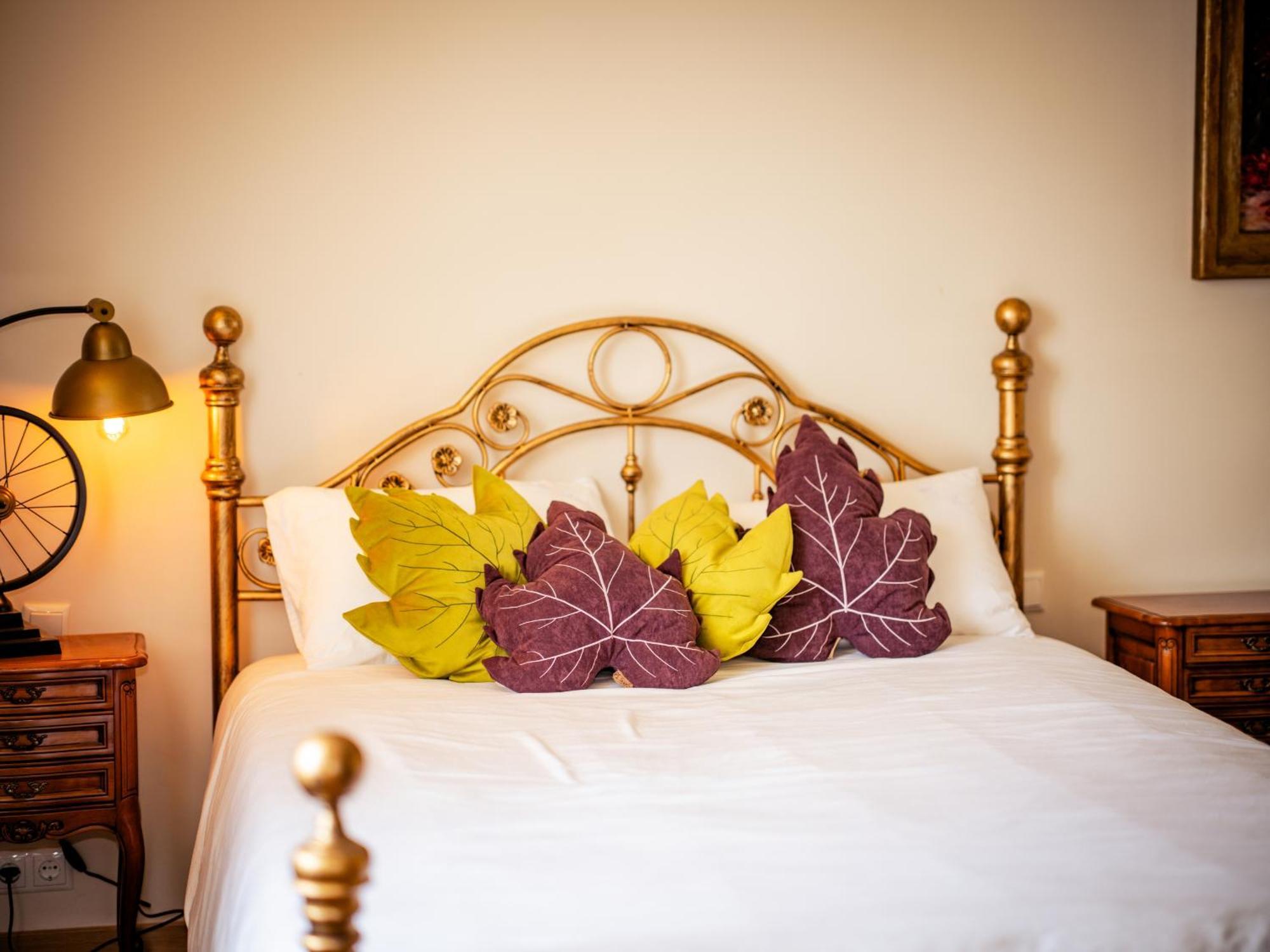 Villa Thun - Piscine - Maison De Caractere Au Milieu Des Vignes La Celle-sous-Gouzon エクステリア 写真